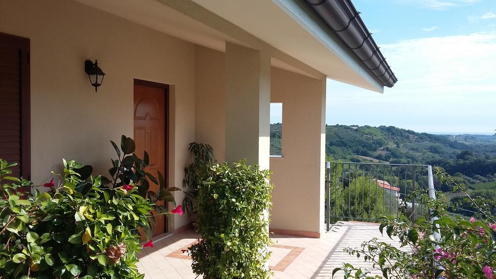 La Casa Di Stefania Apartment Pollutri Exterior photo
